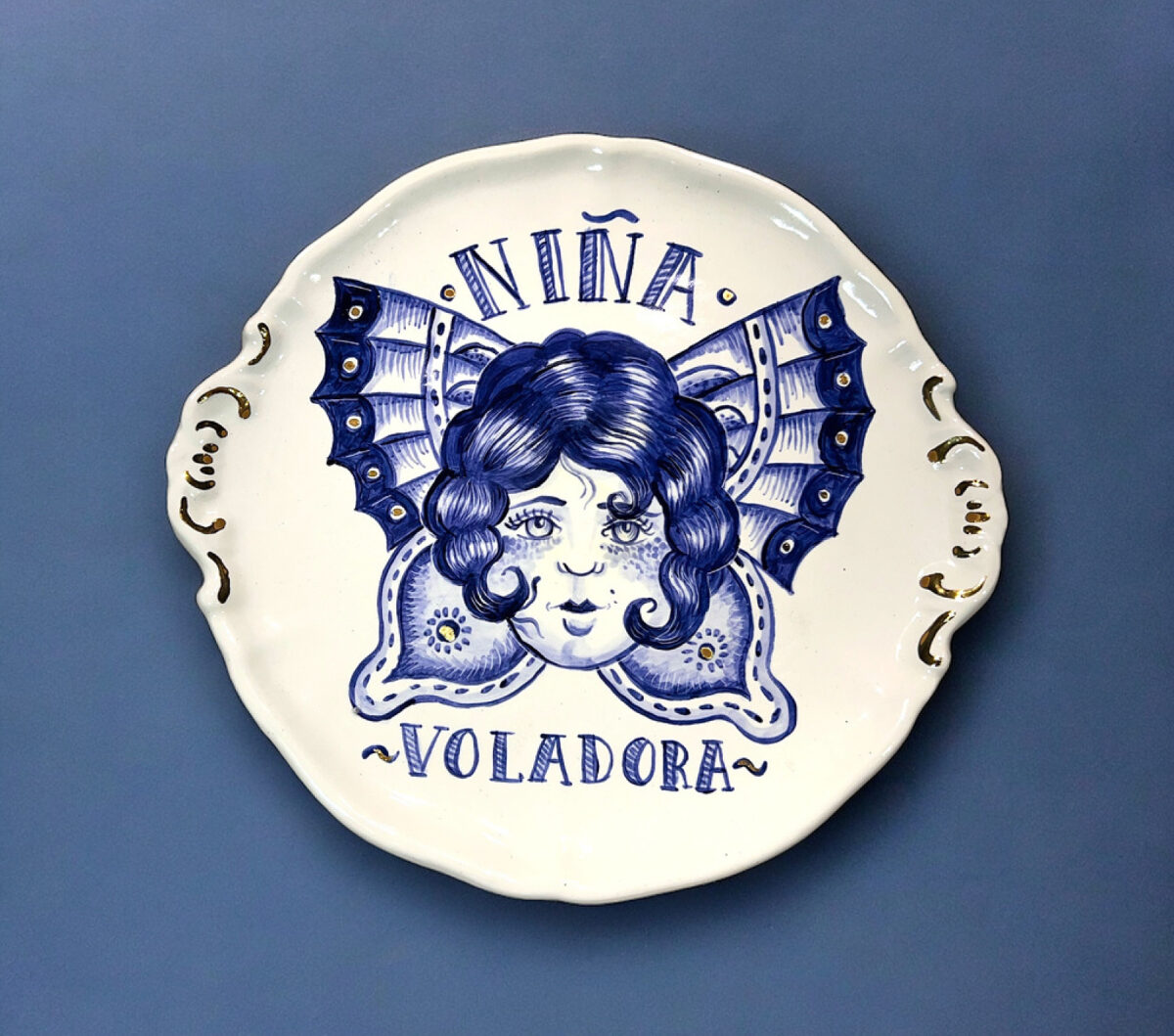 BANDEJA NIÑA VOLADORA